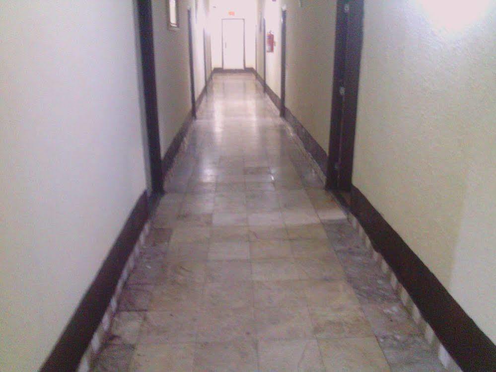 Tiffany Hotel And Towers Imogwu-Agwa Exterior foto